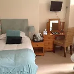 House 2* Alston