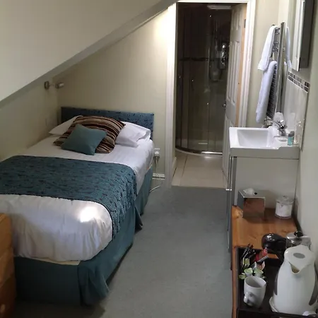 イン House