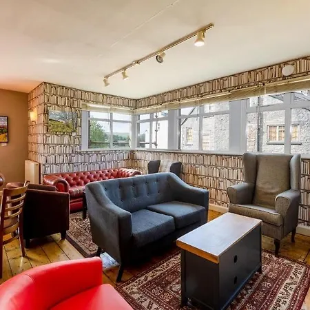 Πανδοχείο House Alston