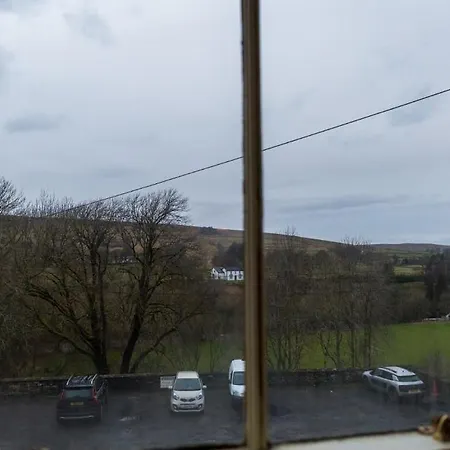 House 2* Alston
