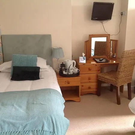 House 2* Alston
